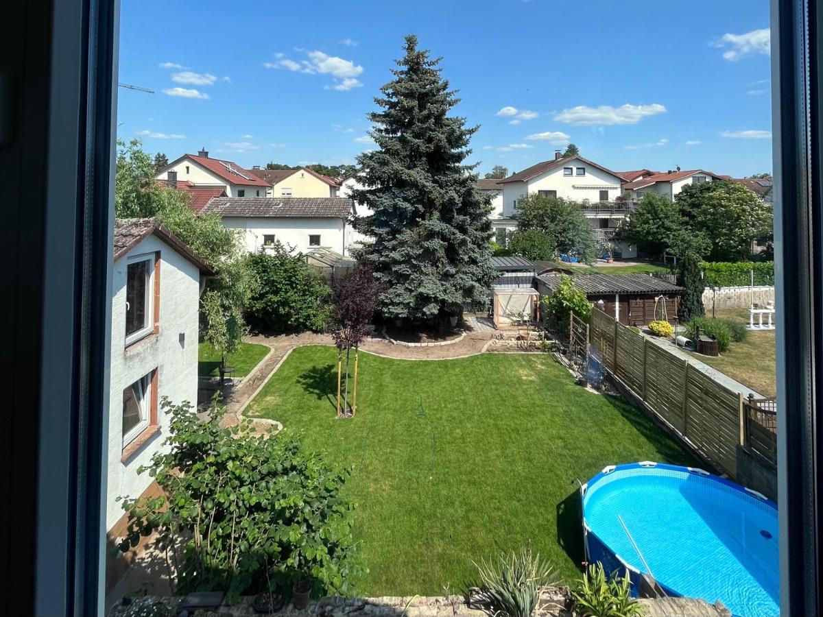 Helle Und Gemuetliche Ferienwohnung In Lorsch Bagian luar foto