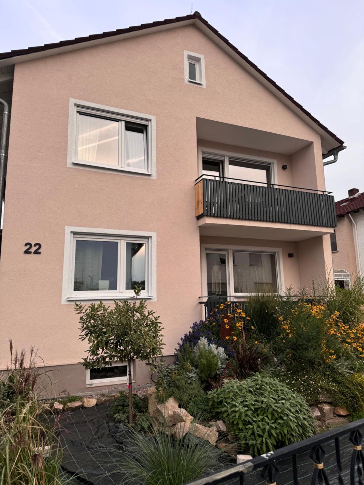 Helle Und Gemuetliche Ferienwohnung In Lorsch Bagian luar foto